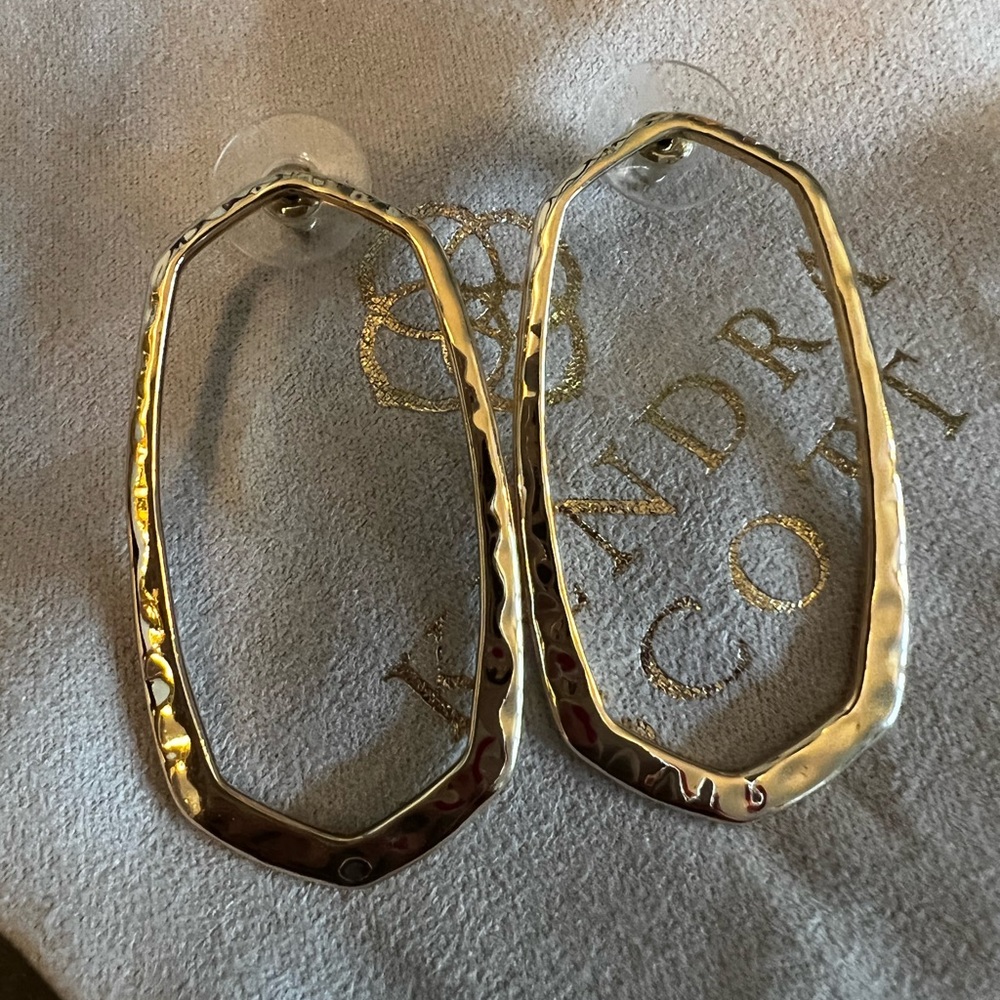 Kendra Scott Zorte earrings